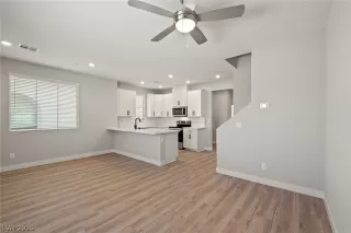 Photo #1: 2781416 Listing 
