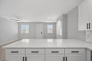 Photo #3: 2781434 Listing 