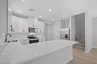 Photo #4: 2781434 Listing 