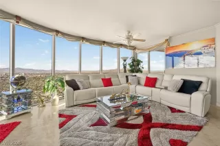 Photo #3: 2781440 Listing 