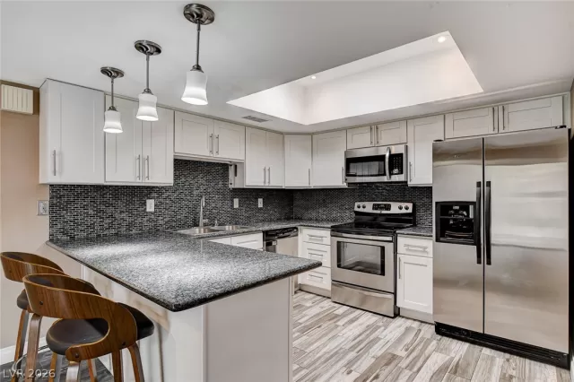 MLS: 2781458 Condo For Sale
