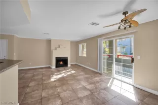 Photo #3: 2781491 Listing