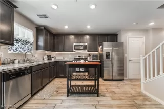 Photo #6: 2781497 Listing 
