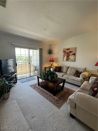 Photo #2: 2781506 Listing 