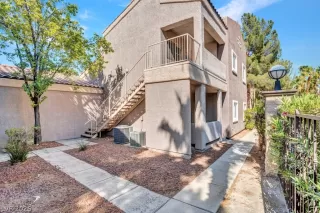 Photo #1: 2781529 Listing 