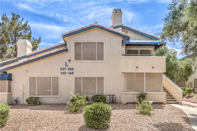 MLS: 2781553 Condo For Sale