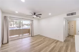 Photo #4: 2781553 Listing 