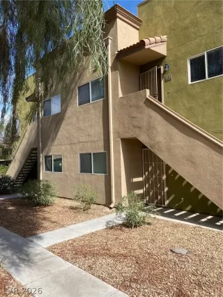 Photo #1: 2781554 Listing 