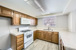 Photo #6: 2781590 Listing 