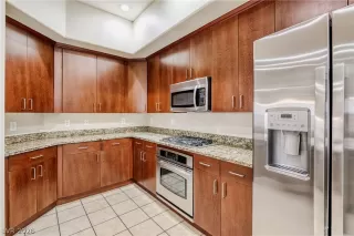 Photo #3: 2781606 Listing 