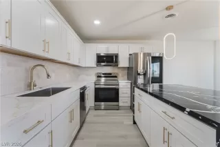 Photo #2: 2781637 Listing 
