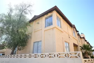 Photo #1: 2781649 Listing 