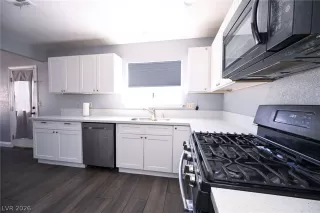 Photo #4: 2781649 Listing 