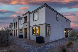 Photo #1: 2781669 Listing