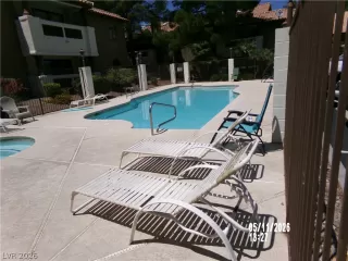 Photo #1: 2781678 Listing 