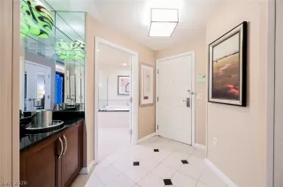 Photo #2: 2781684 Listing