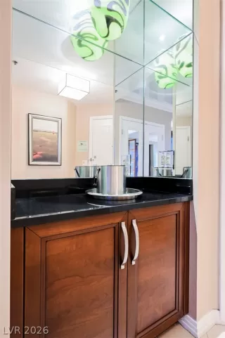 Photo #3: 2781684 Listing