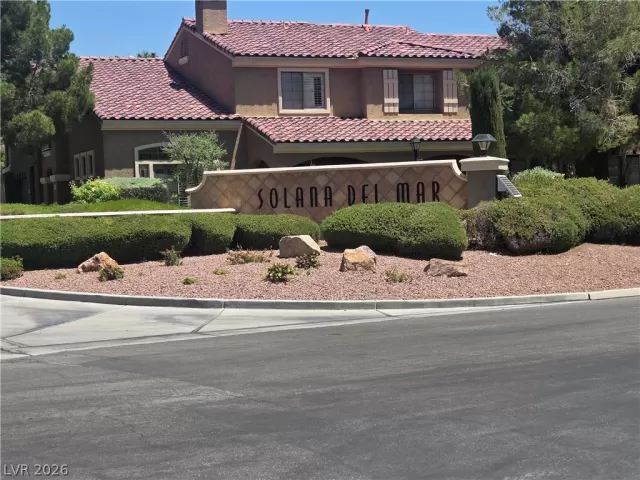 MLS: 2781706 Condo For Sale