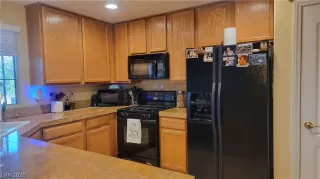 Photo #4: 2781706 Listing 