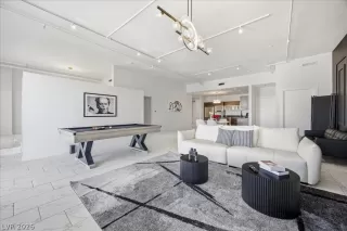Photo #3: 2781711 Listing 