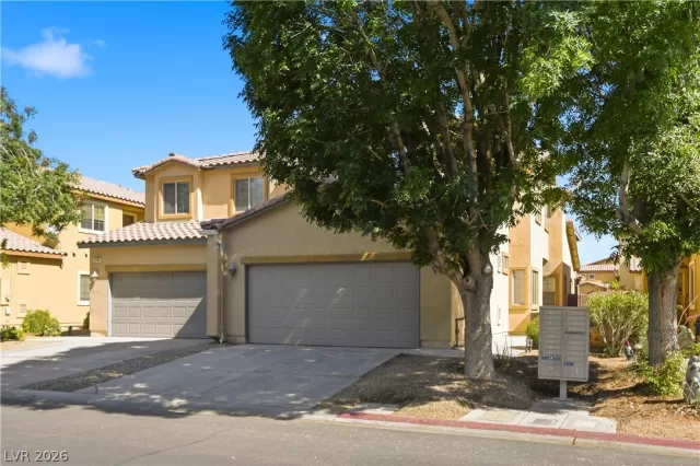 MLS: 2781747 Condo For Sale