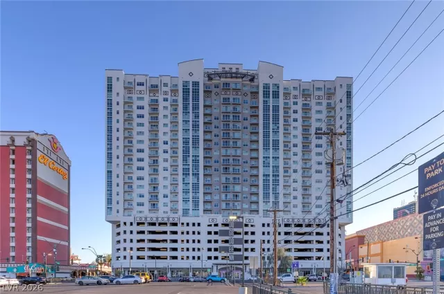 MLS: 2781776 Condo For Sale
