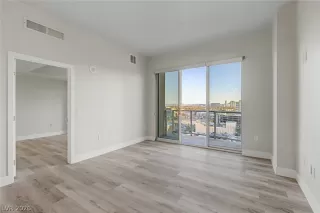 Photo #6: 2781776 Listing 