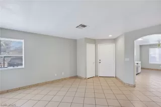 Photo #3: 2781814 Listing 