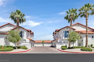 Photo #1: 2781881 Listing 