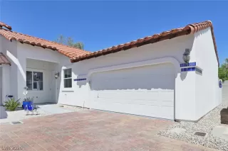 Photo #2: 2781881 Listing 