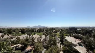 Photo #4: 2781884 Listing