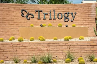 Photo #2: 2781887 Listing