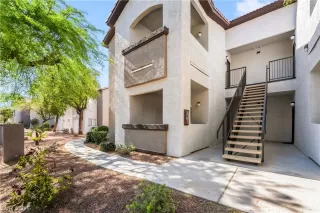Photo #2: 2781899 Listing