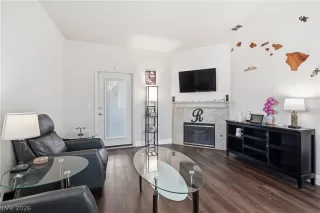 Photo #3: 2781905 Listing 