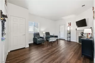 Photo #6: 2781905 Listing 
