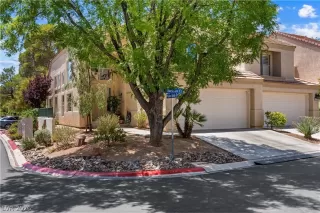 Photo #2: 2782015 Listing