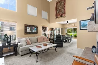 Photo #6: 2782015 Listing