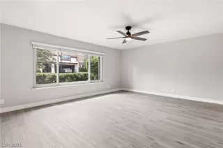 Photo #6: 2782033 Listing
