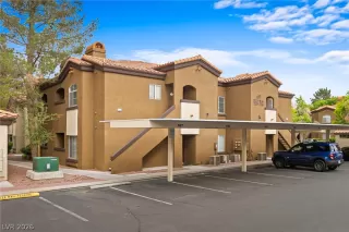 Photo #1: 2782037 Listing