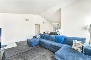 Photo #4: 2782048 Listing 