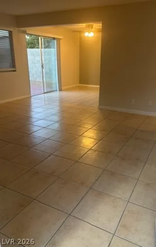 Photo #5: 2782052 Listing 