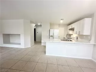Photo #2: 2782088 Listing 