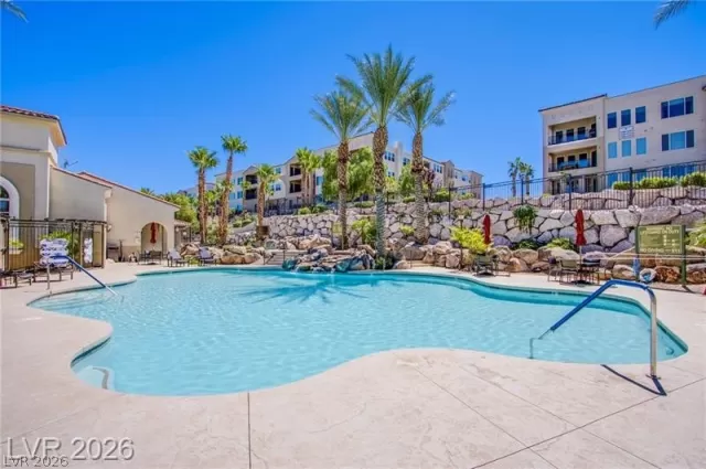 MLS: 2782112 Condo For Sale