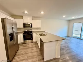 Photo #1: 2782128 Listing 