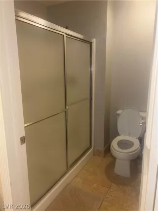 Photo #5: 2782166 Listing