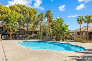 Photo #1: 2782233 Listing 