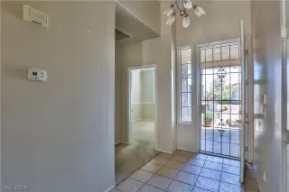 Photo #3: 2782256 Listing