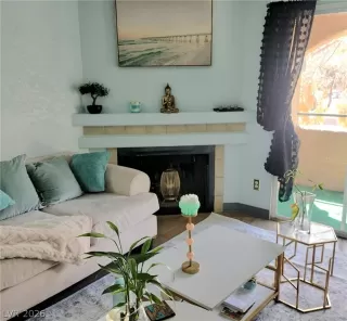 Photo #1: 2782263 Listing 