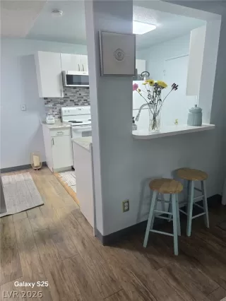 Photo #4: 2782263 Listing 