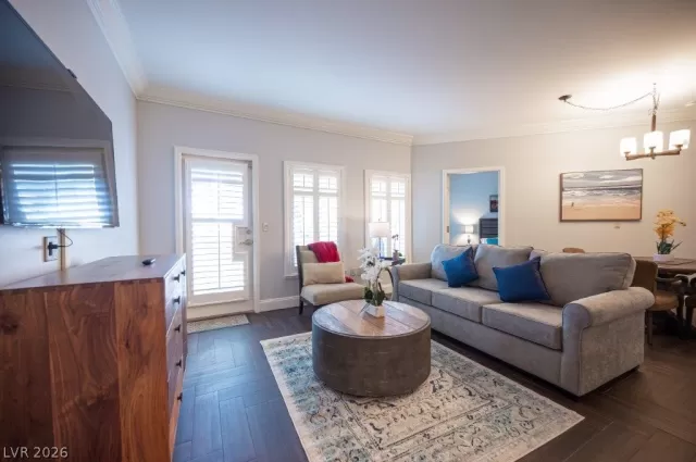 MLS: 2782295 Condo For Sale